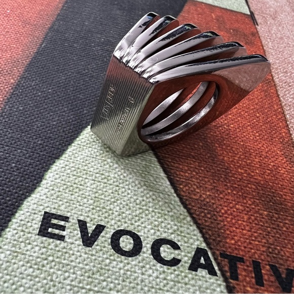 VITA FEDE Futuristic Abstract Silver Ring - Picture 3 of 16